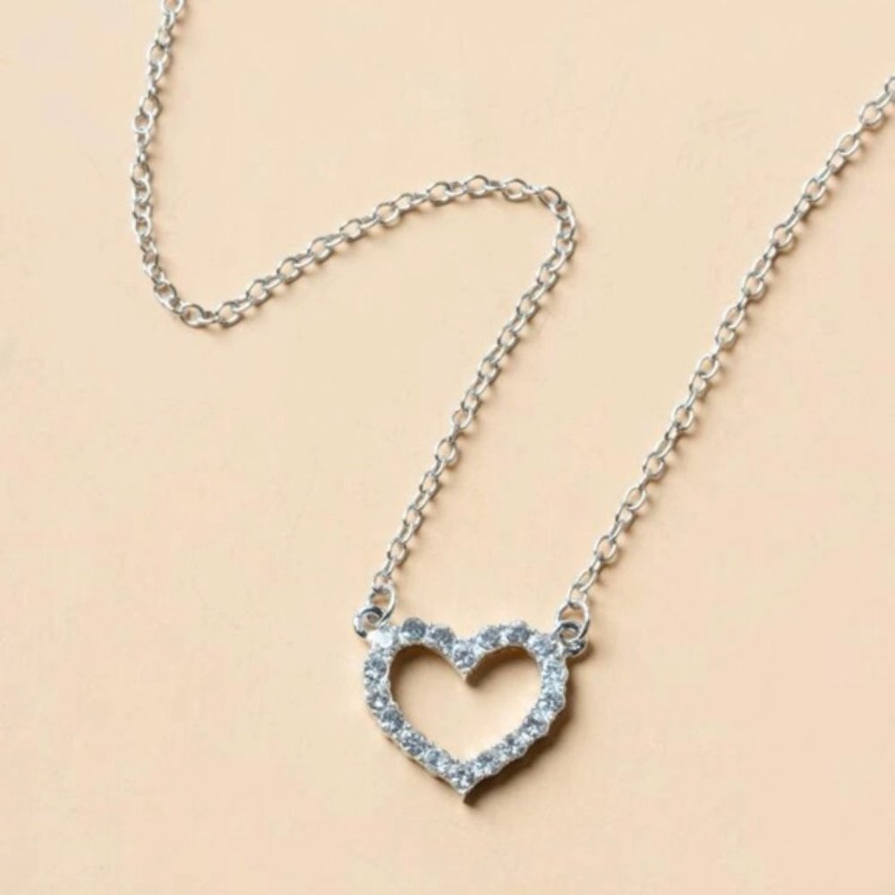 Rhinestone Heart Charm Necklace For Women Accessories Silver Jewelry Party - Picture 3 of 3